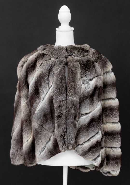 Sprei Freres Chinchilla Fur Capelet (1 of 5)