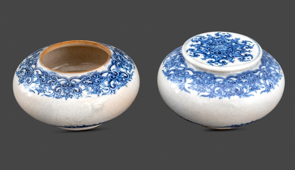 Chinese Jiajing Mark Blue White Porcelain Boxes, 2 (1 of 5)