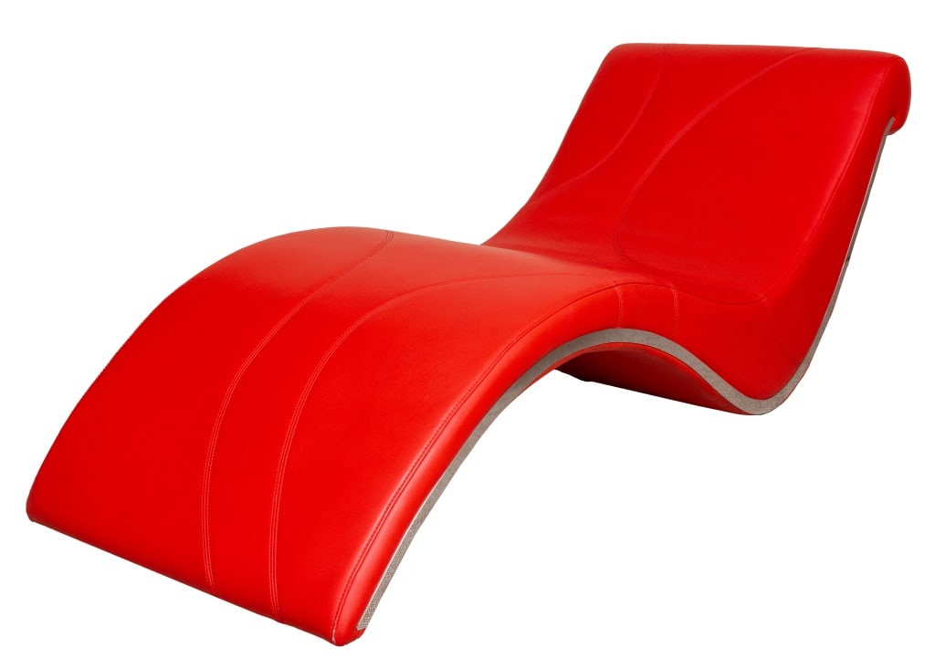 Contemporary Red Vinyl Covered Chaise Longue: Contemporary Red Vinyl Covered Chaise Longue, with chrome details. 26.5" H x 29" W x 70" D. Provenance: From a New York City Collection. Keywords: Contemporary Furniture, Seating, Lounge, Daybed, Curv