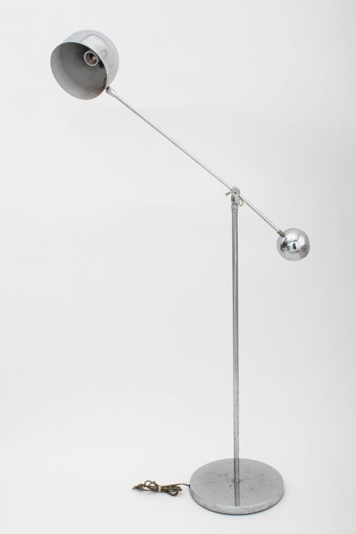 Sonneman Style Chrome Articulated Floor Lamp: Robert Sonneman Style Chrome Articulated Single Arm Floor Lamp, with eyeball shade. 58" H x 11" Diameter. Provenance: From a New York City Collection. Keywords: Modern Lighting, Fixture, Reading lamp,