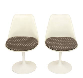 Rudi Bonzanini "Tulip" Style Swivel Chairs, Pair: Pair of Rudi Bonzaninin "Tulip" Style Swivel Chairs, marked to undersides. 31" H x 18.5" W x 23" D; seat: 18" H. Provenance: From a 333 East 75th Street Estate. Keywords: Vintage Furniture, Seating, D
