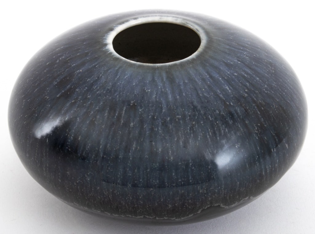 Brother Thomas Bezanson Blue Porcelain Ovoid Jar: Brother Thomas Bezanson (Canadian, 1929-2007) Dark Blue Glazed Porcelain Ovoid Jar, with ichthys mark to underside. 3" H x 5.25" Diameter. Provenance: From a 333 East 75th Street Estate. Keywords: Art