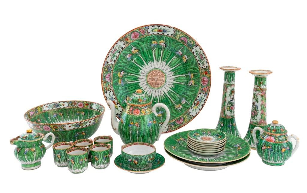 Chinese Export Cabbage Leaf Porcelain Service, 23 (1 of 9)