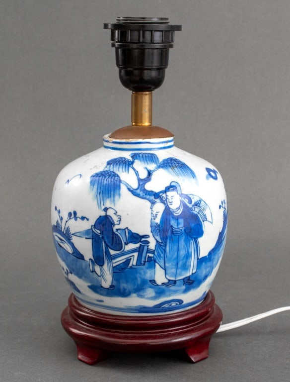 Chinese Blue and White Porcelain Ginger Jar Lamp (1 of 4)