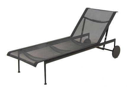 Richard Schultz for Knoll Adjustable Chaise Longue: Richard Schultz for Knoll Outdoor Adjustable Chaise Longue, originally designed in 1966, patinated aluminum frame in black with gray mesh seat, on two back wheels and two tapered from legs, unmarked.
