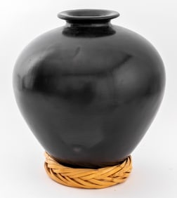 Dona Rosa Attr. Blackware Pottery Vase