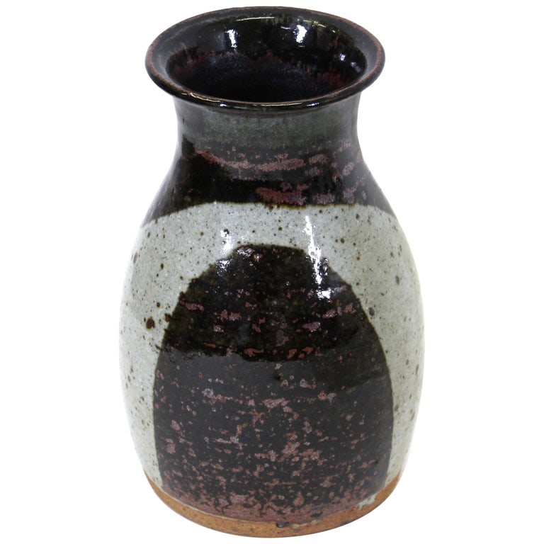 Helle Allpass Glazed Stoneware Vase, ca. 1960 (1 of 6)