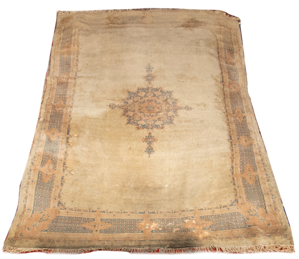 Persian Carpet, 15' 1" x 9' 6": Persian Carpet, with central medallion. 15' 1" L x 9' 6" W. Provenance: From a New York City Collection. Keywords: Rugs, Textiles, Floor coverings, Interior design, Decorative Arts