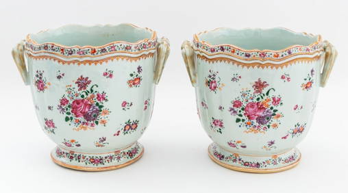 Chinese Export Porcelain Ice Buckets, Pair (1 of 8)