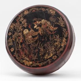 Japanese Lacquered Drum-Shaped Box