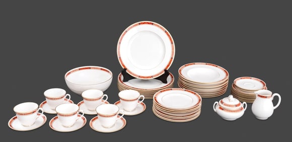 Royal Worchester "Beaufort" Red Dinner Service, 51