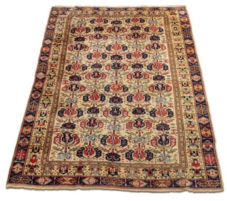 Persian Hariz Cream Carpet, 9' 4" x 6' 8"