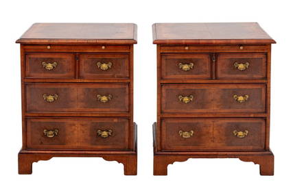 George I Style Walnut Chest of Drawers, Pair (1 of 7)