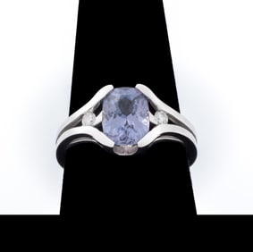 18K White Gold Amethyst Diamond Ring