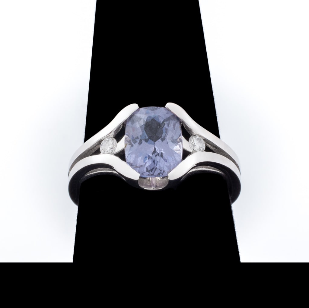 18K White Gold Amethyst Diamond Ring (1 of 6)