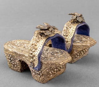 North African 900 Silver Clad Child's Shoes