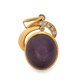 18K Yellow Gold Star Ruby & Diamond Pendant