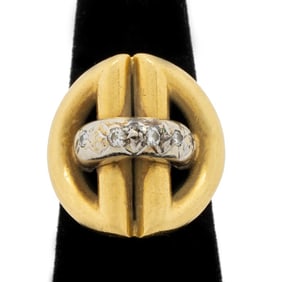 18K Gold Diamond Open Circle Ring