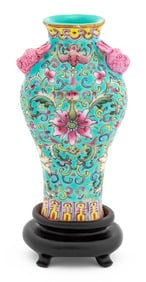 Chinese Famille Rose Porcelain Small Vase