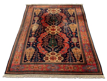 Persian Hariz Carpet, 14' 6" x 9' 9"