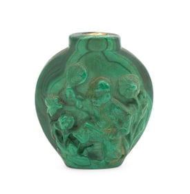 Chinese Carved Malachite Snuff Bottle