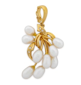 18K Yellow Gold Diamond Pearl Enhancer