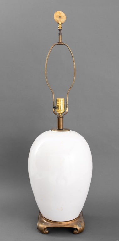Chinese Porcelain Vase Mounted as a Table Lamp (1 of 4)