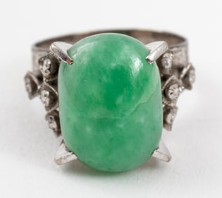 Mid-Century Modern 10K White Gold Oval Jade Ring