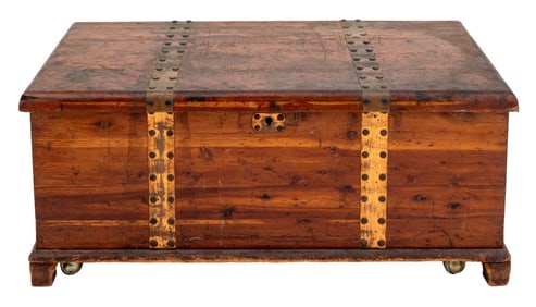 Acme Red Cedar Blanket Chest