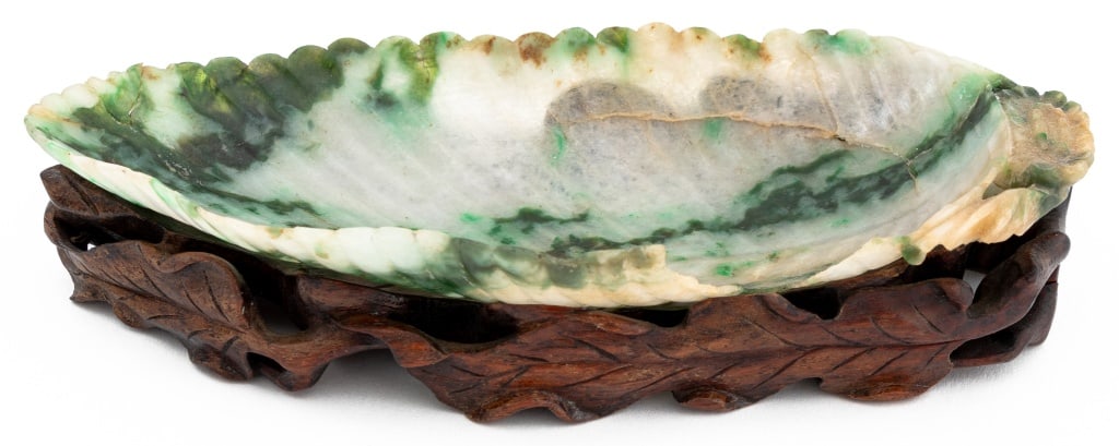 Chinese Carved Jadeite Leaf Form Brush Washer (1 of 7)