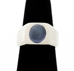 14K White Gold Star Sapphire Ring