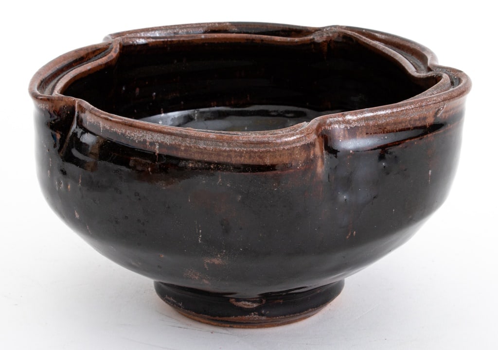 Warren MacKenzie Tenmoku Glazed Pinched Lip Bowl (1 of 6)