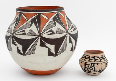 Native American Southwest Pueblo Pottery Ollas, 2