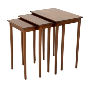 Federal Style Mahogany Nesting Tables, 3