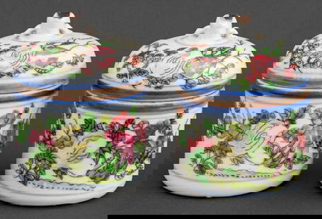 Chinese Famille Rose Porcelain Covered Jars, Pair: Pair of Chinese Famille Rose Porcelain Diminutive Covered Jars, each hand-enameled with Buddha hand fruit and pomegranate motif and cover with peach form finial, remnants of red marks to undersides. 3