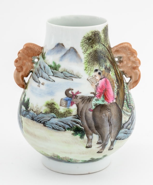 Chinese Famille Rose Porcelain Hu Vase (1 of 8)