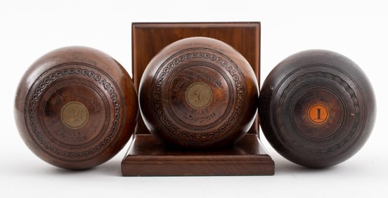 Victorian English and Scottish Lawn Bowls, 3