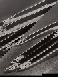 Man Ray "Solarized Hand" Photogravure: Man Ray (Emmanuel Radnitzky, American 1890-1976), "Solarized Hand", Photogravure, original 1930, printed later, unframed. 10.25" H x 7.75" W. Provenance: From a Fifth Avenue Collection. Keywords: Phot