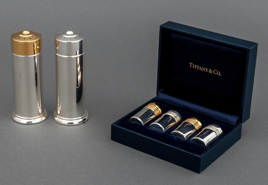 Tiffany & Co. Sterling Salt and Pepper Shakers, 6 (1 of 12)