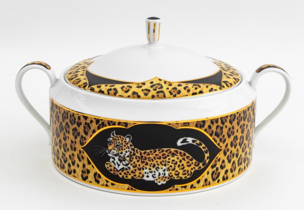 Lynn Chase "Amazonian Jaguar" Casserole Dish (1 of 8)