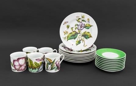 Mottahedeh Porcelain Tableware, 21 Pcs.