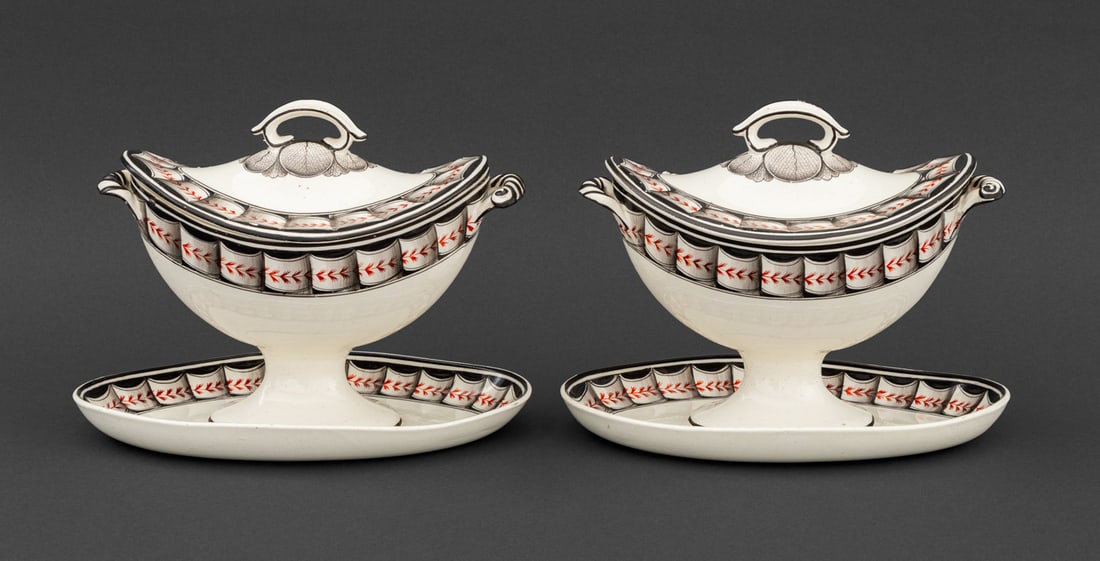 English Spode Creamware Sauce Boats, Pair (1 of 5)