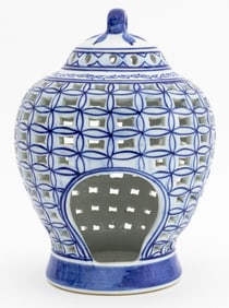 Chinese Blue and White Porcelain Pierced Censer