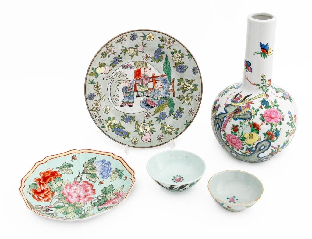 Chinese Famile Rose Porcelain Articles, 5 (1 of 20)
