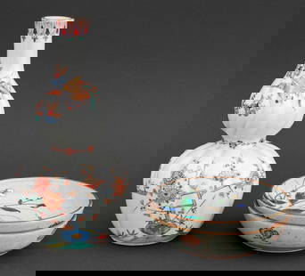 Japanese Porcelain Articles, 3: Group of Three Japanese Porcelain Articles, comprising: Kakiemon double gourd vase with painted floral and bird motif and pair of small Kutani round bowls, iron red character mark to the underside. Va