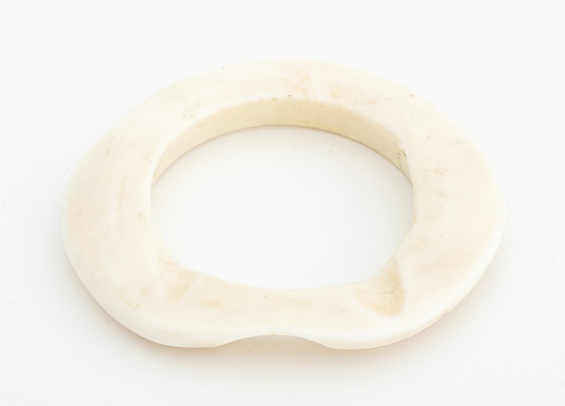 Abelam Carved Shell Yua Ring (1 of 6)