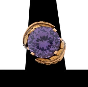14K Gold Synthetic Color Change Sapphire Ring