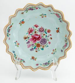 Chinese Export Famille Rose Porcelain Lobed Bowl