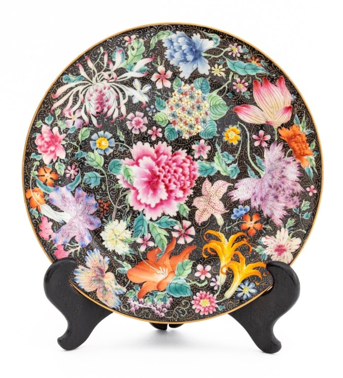 Chinese Famille Noir Porcelain Plate: Chinese Famille Noir Porcelain Plate, hand-painted with flowers on a black ground, the underside with si bats and red six character Qianlong mark, together with wood stand. 7.5" Diameter x 1" H. Keywo