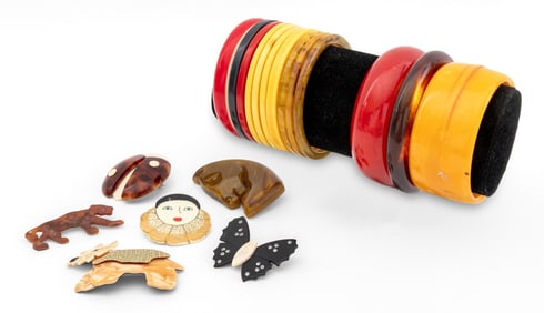 Bakelite Bangles and Brooches, 19
